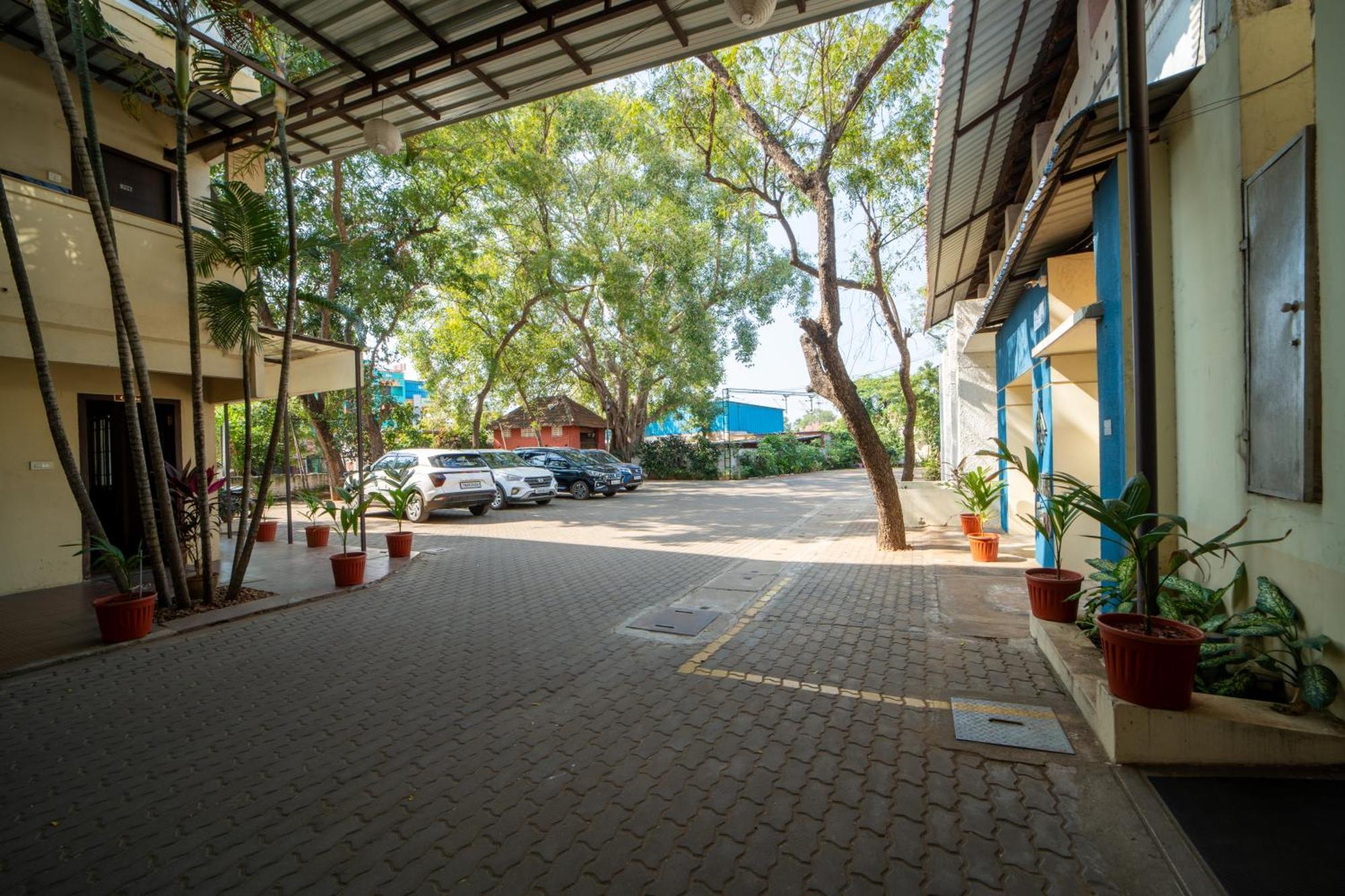 Отель Yagappa Residency Танджавур Экстерьер фото